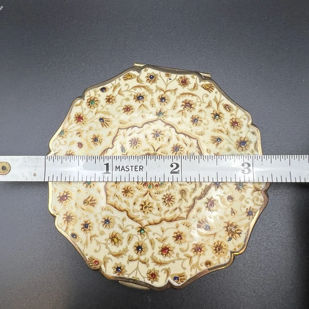 Stratton 1950's Powder Compact Mirror with Puff England Cream & Gold-toned